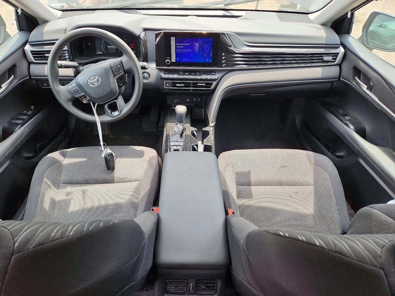 2025 TOYOTA CAMRY HYBRID — фото 8