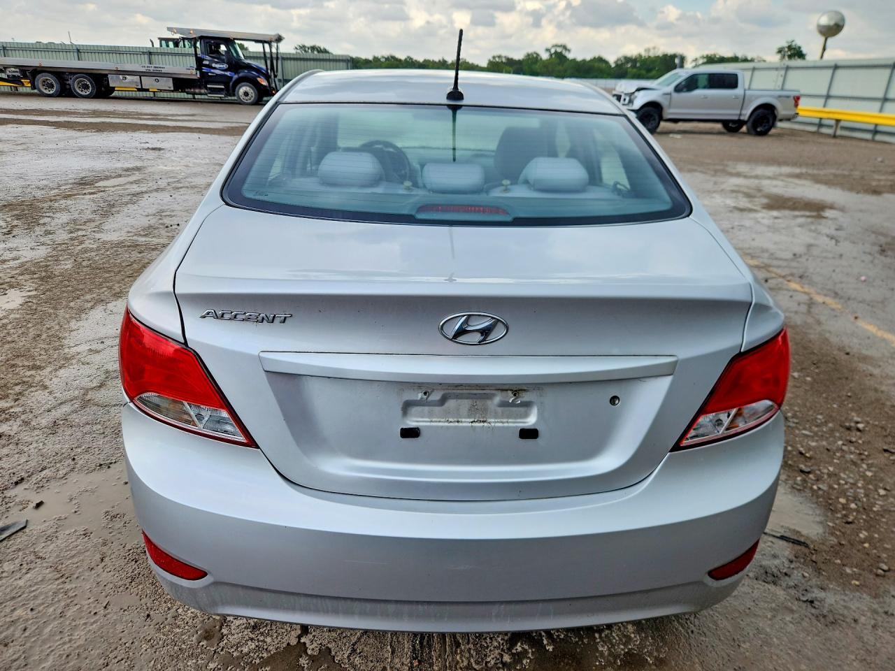 2016 HYUNDAI ACCENT — фото 6