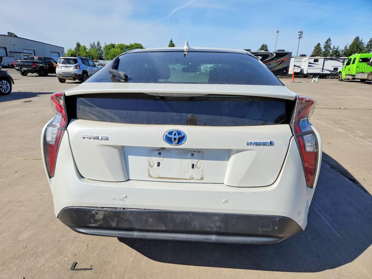 2017 TOYOTA PRIUS — фото 6