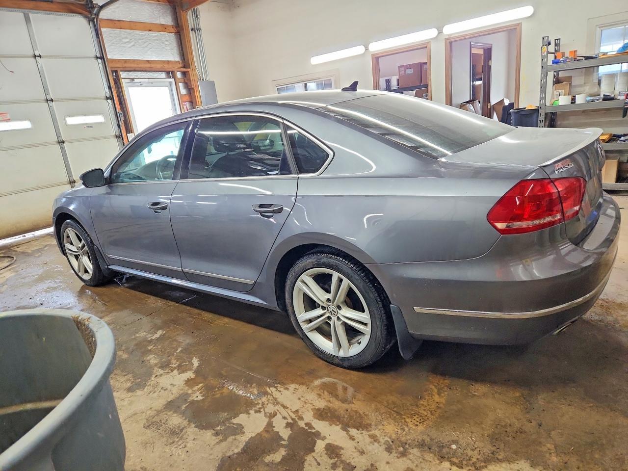 2014 VOLKSWAGEN PASSAT — фото 2