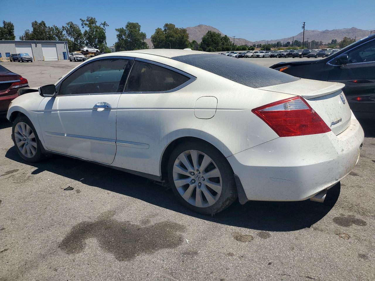 2010 HONDA ACCORD — фото 2