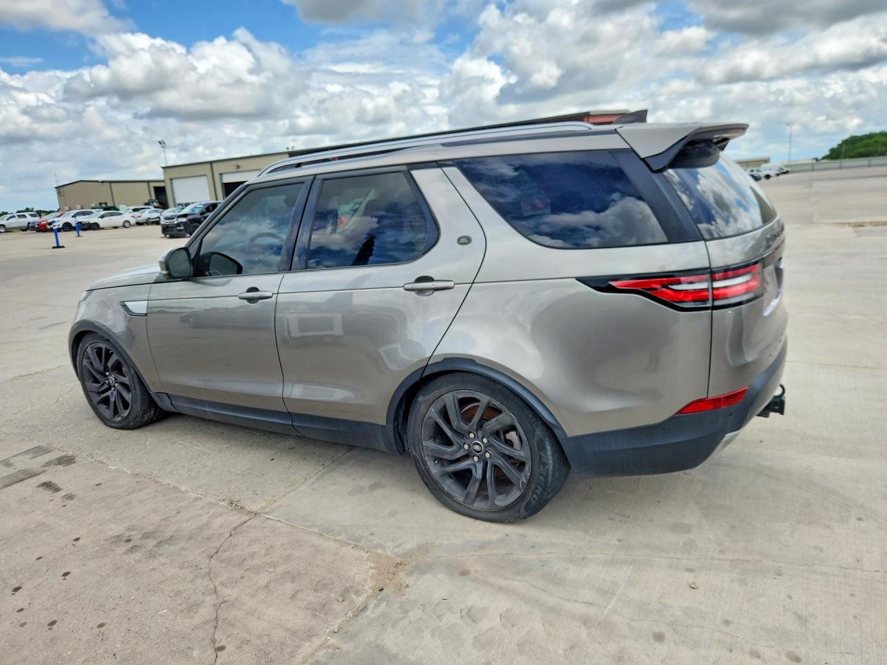 2018 LAND ROVER DISCOVERY — фото 2