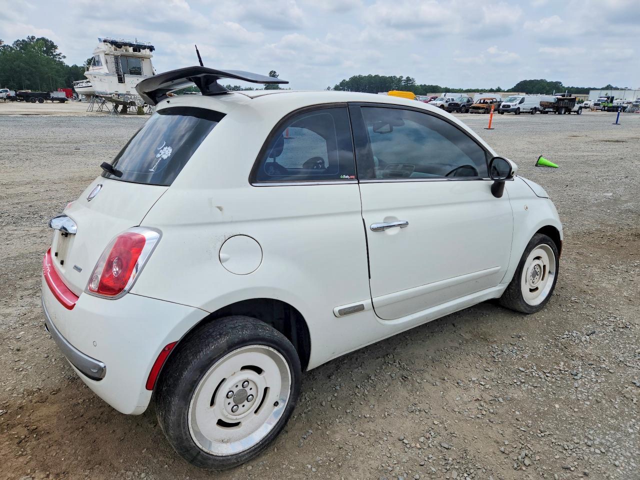 2015 FIAT 500 — фото 3