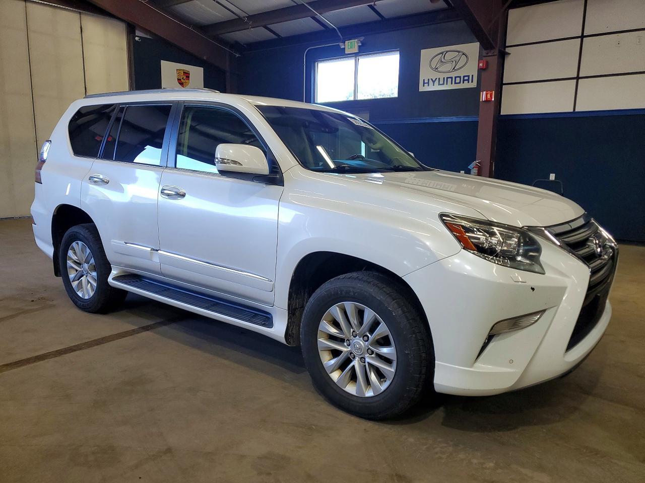 2017 LEXUS GX 460 — фото 4