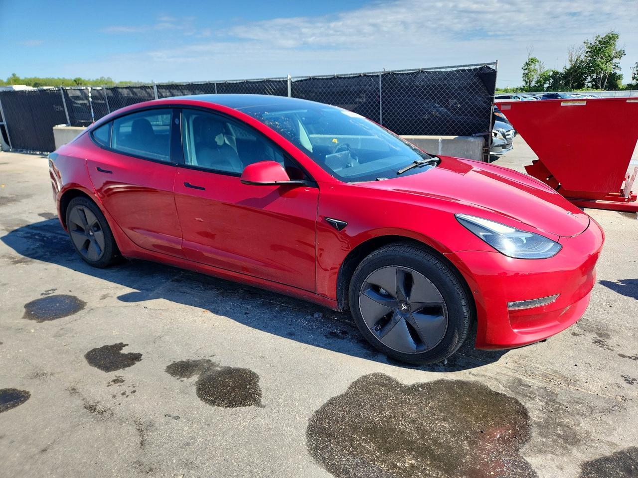 2021 TESLA MODEL 3 — фото 4