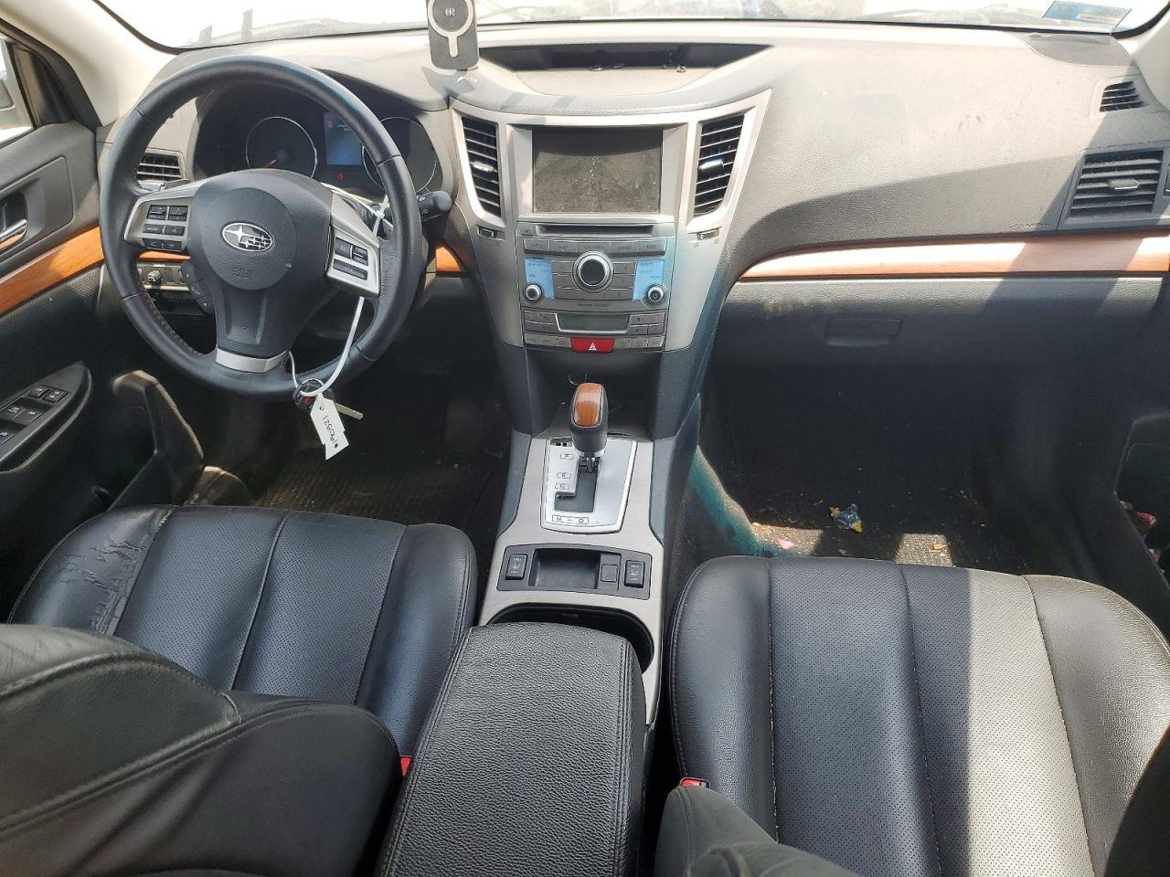 2013 SUBARU OUTBACK — фото 8