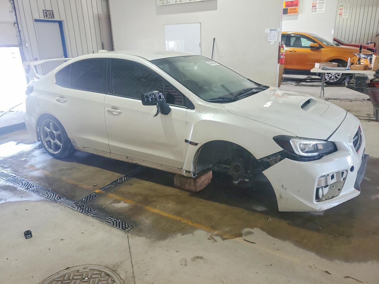 2017 SUBARU WRX STI — фото 4