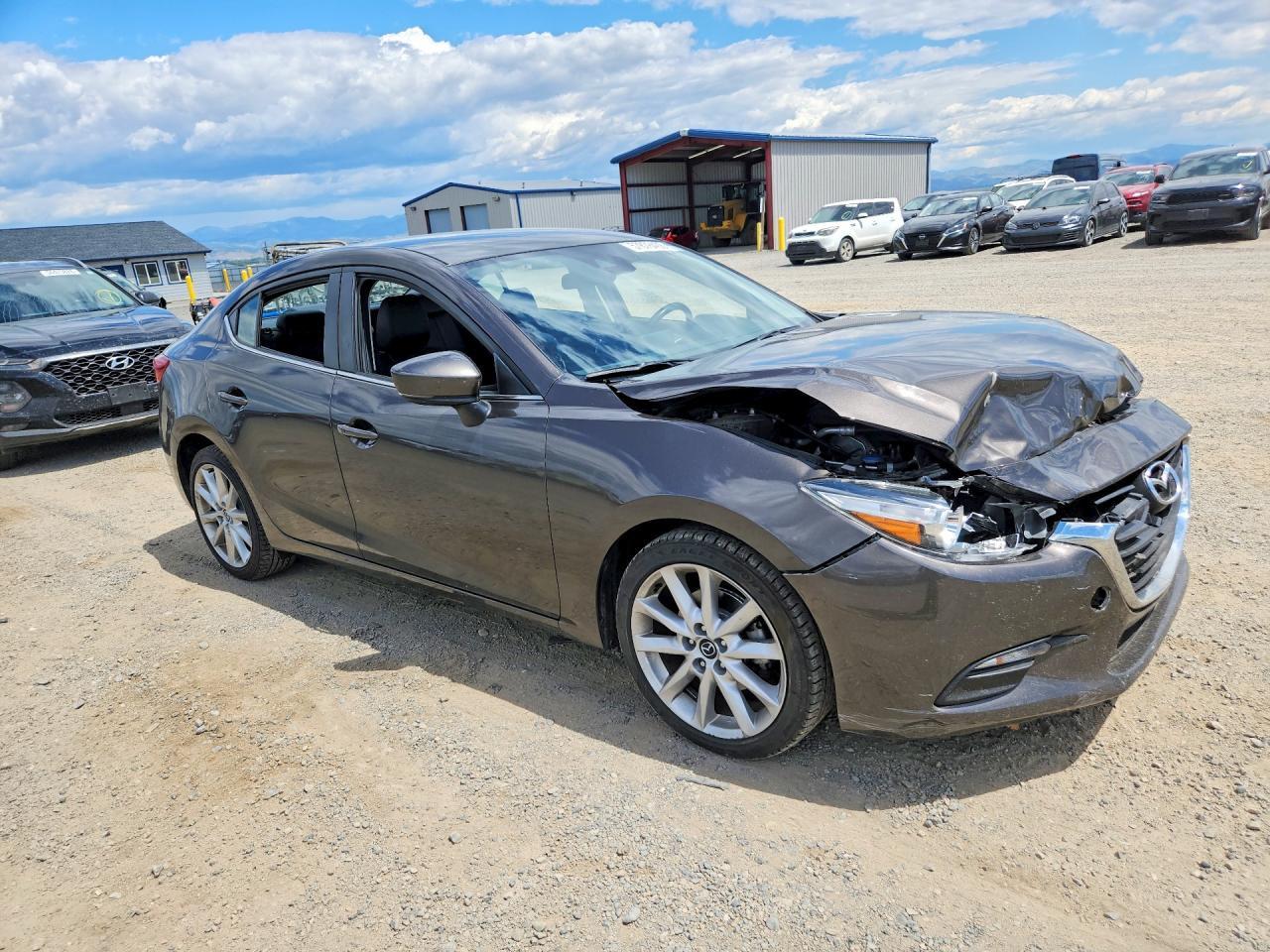 2017 MAZDA 3 — фото 4