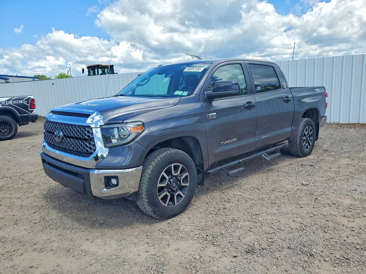 2018 TOYOTA TUNDRA — фото 1