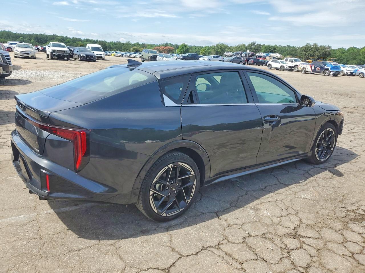 KIA K4