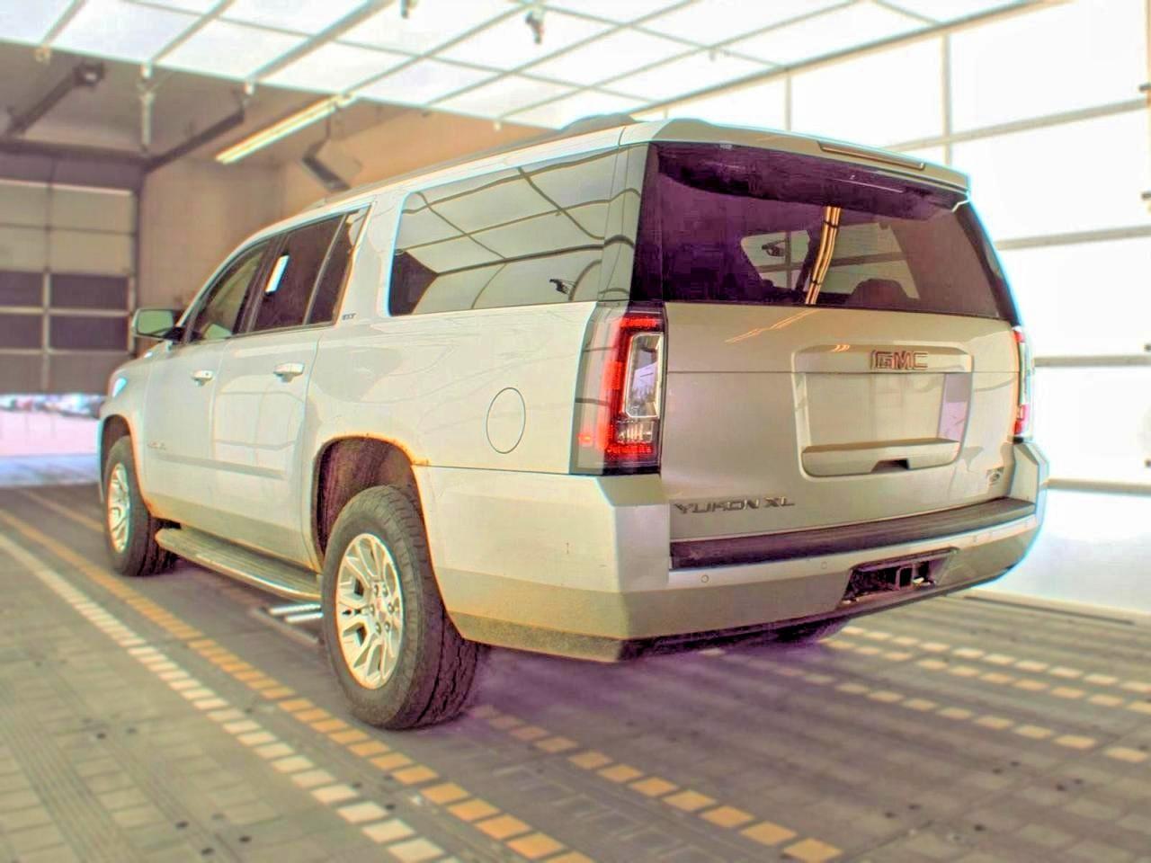 GMC YUKON