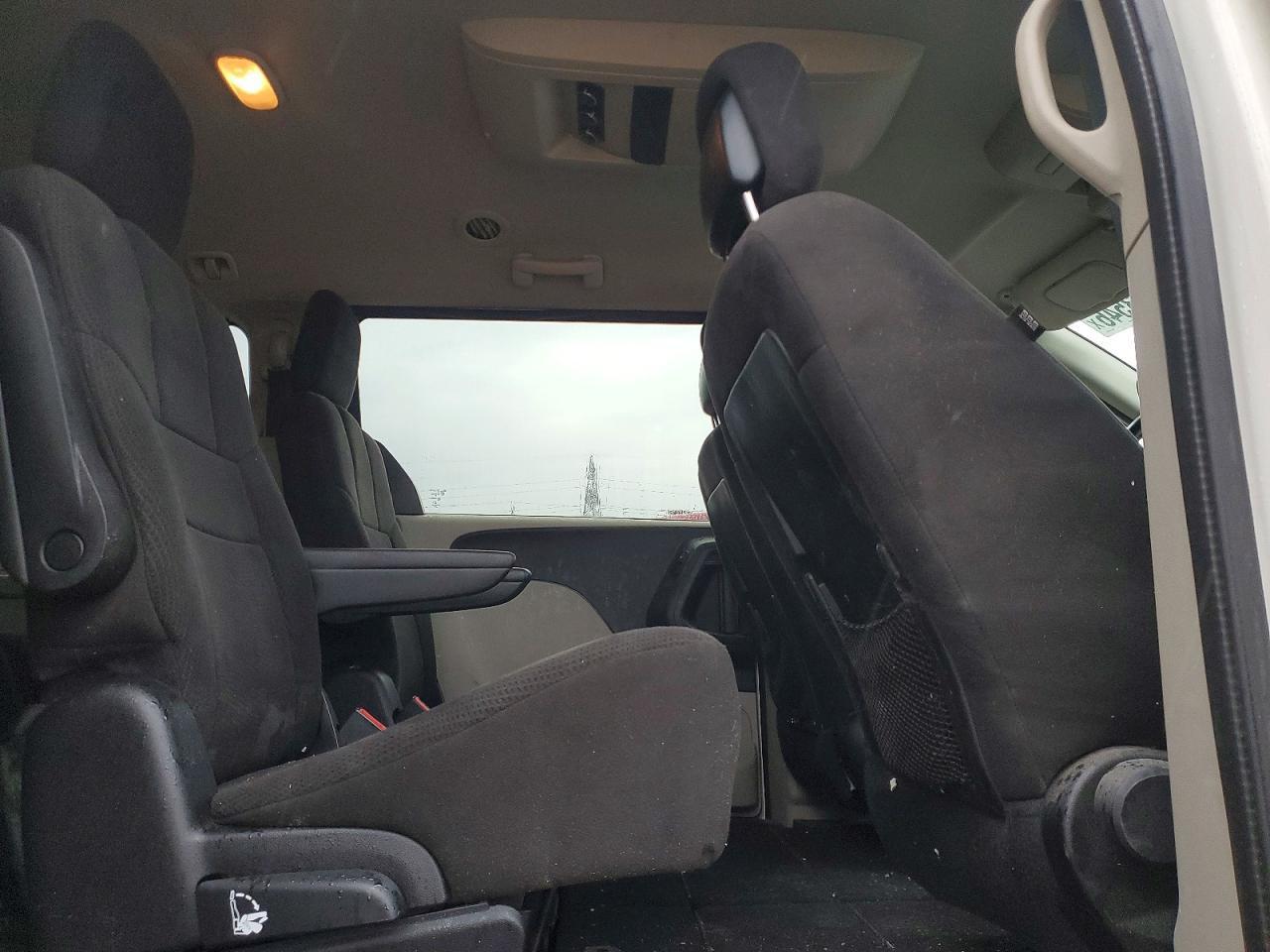 2013 DODGE GRAND CARAVAN — фото 11