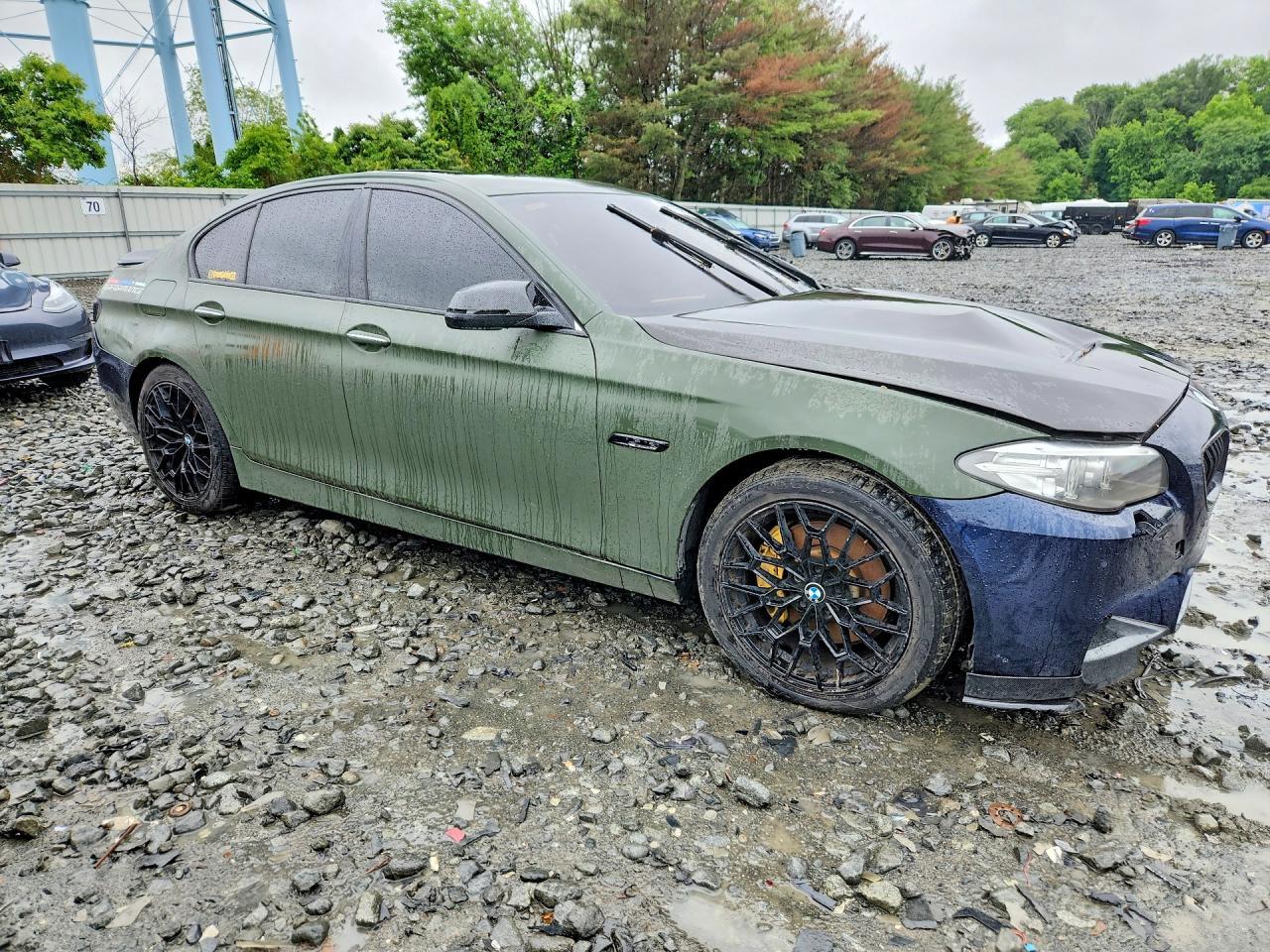 2016 BMW 5 SERIES — фото 4