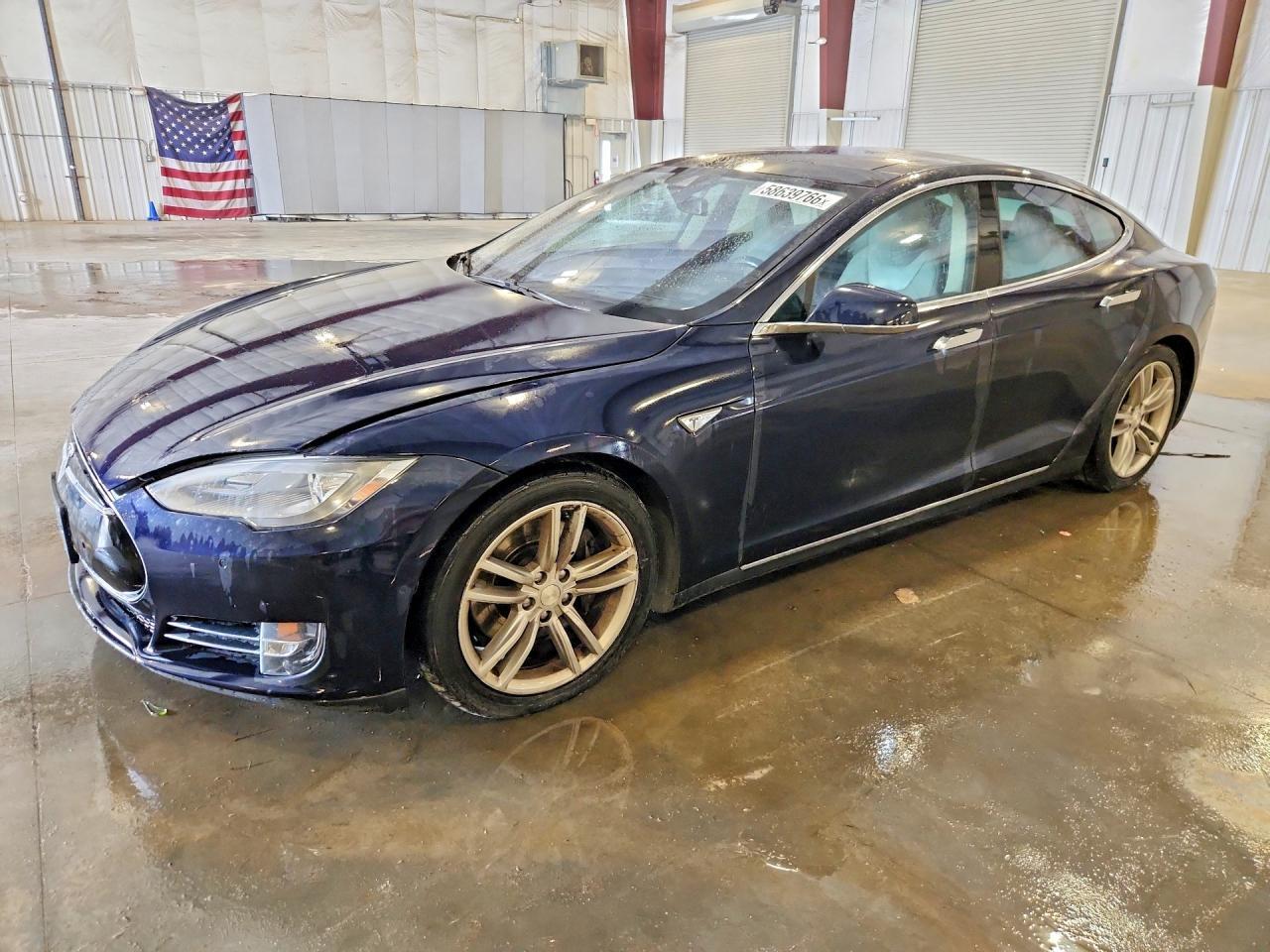 2015 TESLA MODEL S — фото 1