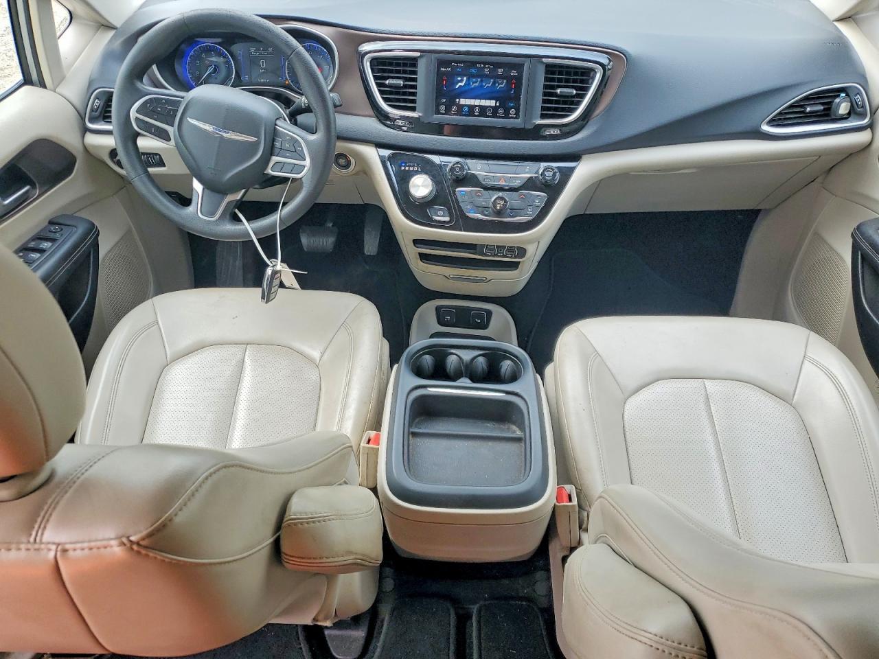 2021 CHRYSLER VOYAGER — фото 8