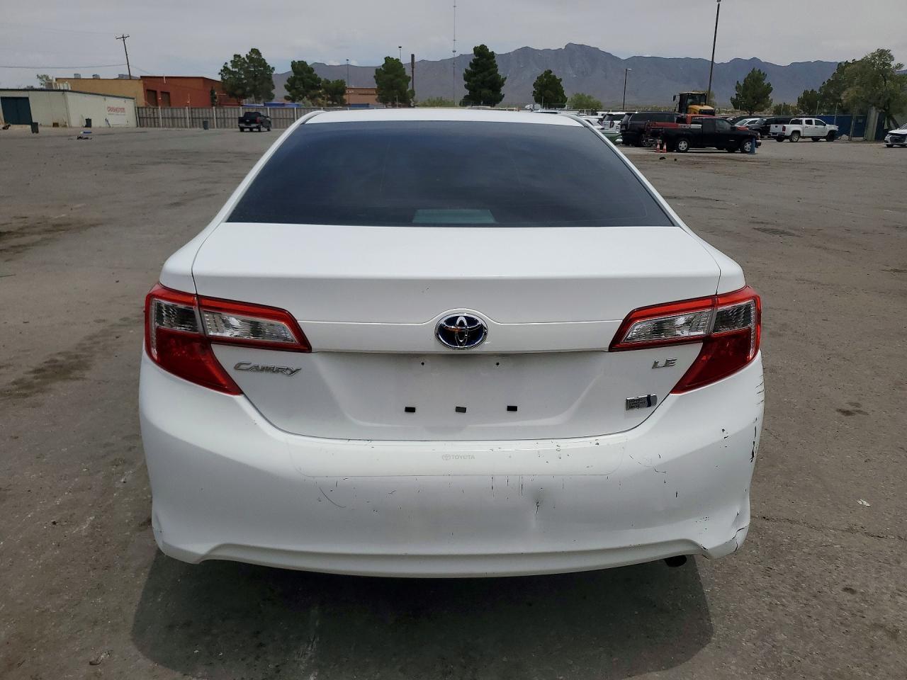 TOYOTA CAMRY HYBRID