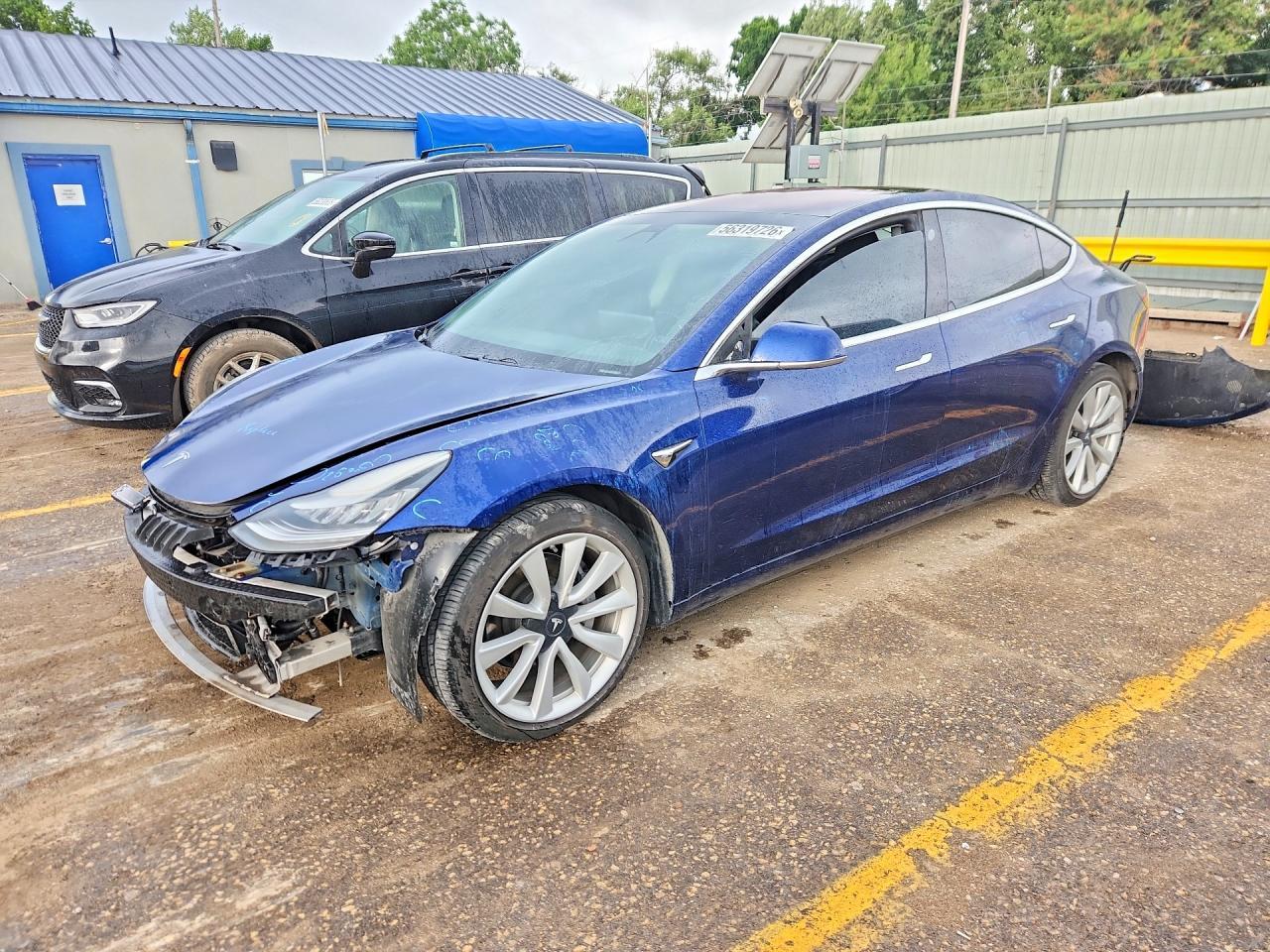 2018 TESLA MODEL 3 — фото 1