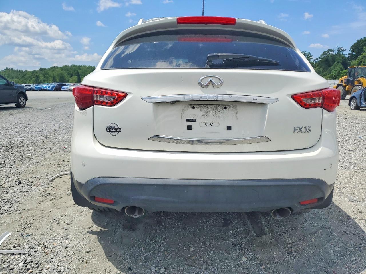 INFINITI FX35
