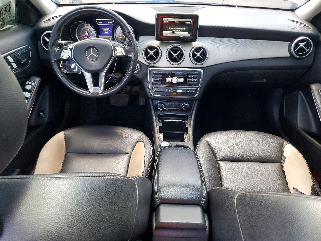 2015 MERCEDES-BENZ GLA-CLASS — фото 8