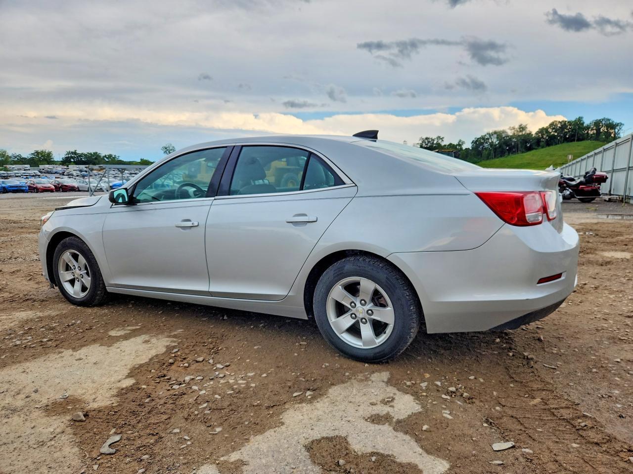 2015 CHEVROLET MALIBU — фото 2