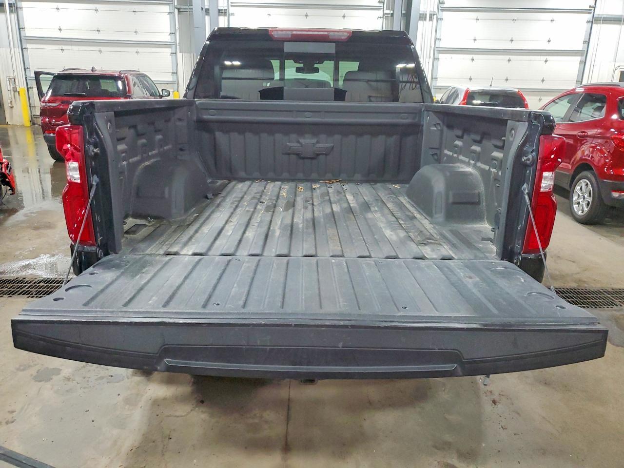 2019 CHEVROLET SILVERADO 1500 — фото 6