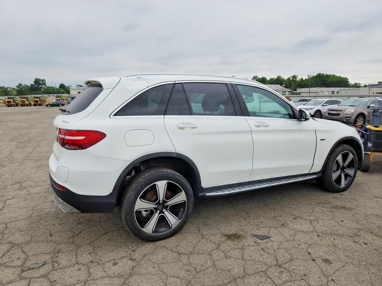 MERCEDES-BENZ GLC-CLASS