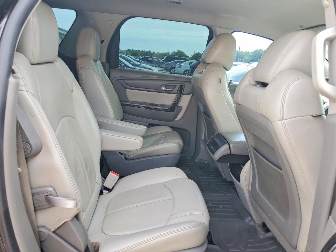 2013 GMC ACADIA — фото 11