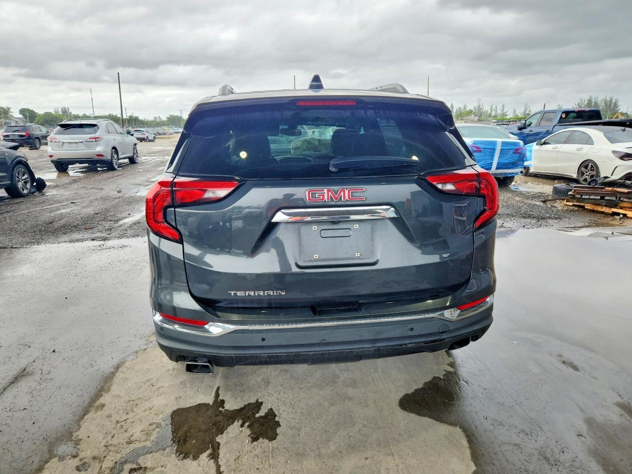 2018 GMC TERRAIN — фото 6