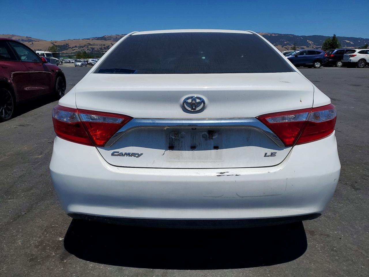 2017 TOYOTA CAMRY — фото 6