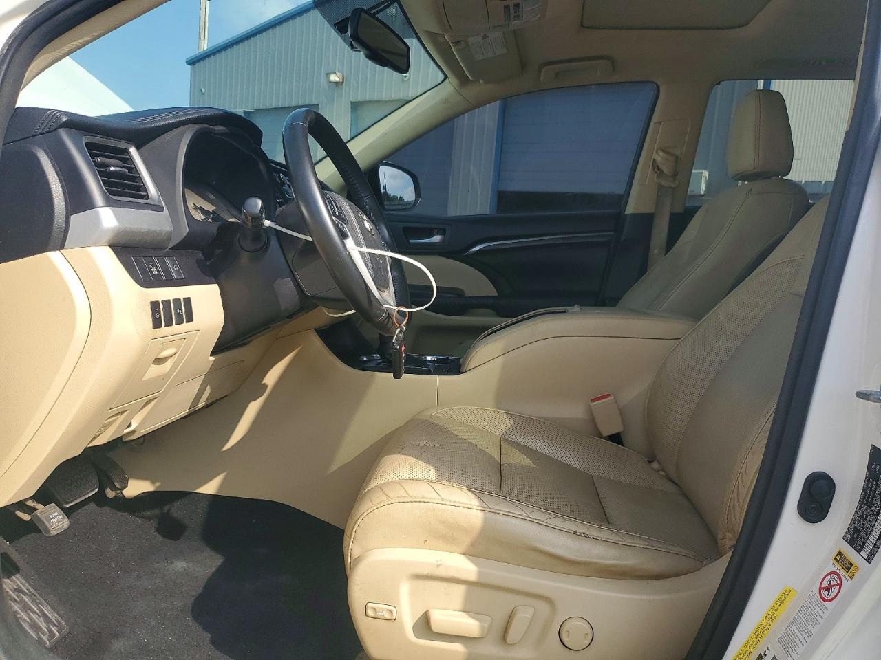 2015 TOYOTA HIGHLANDER — фото 7