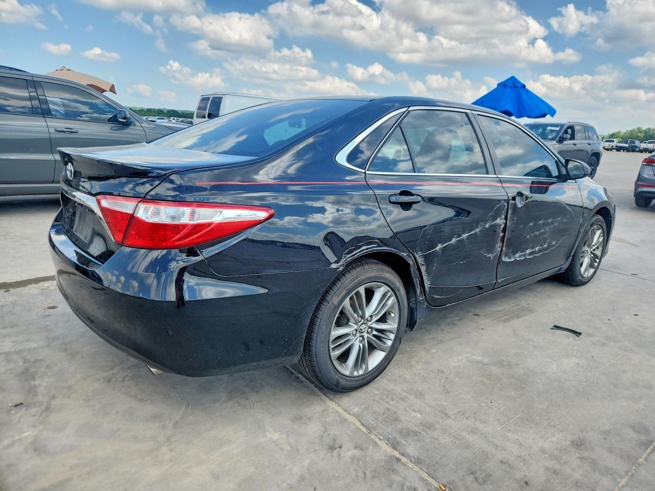 2017 TOYOTA CAMRY — фото 3