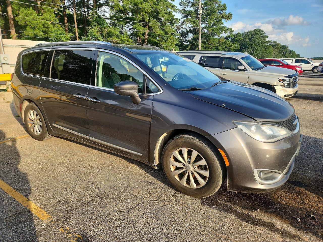 2019 CHRYSLER PACIFICA — фото 4