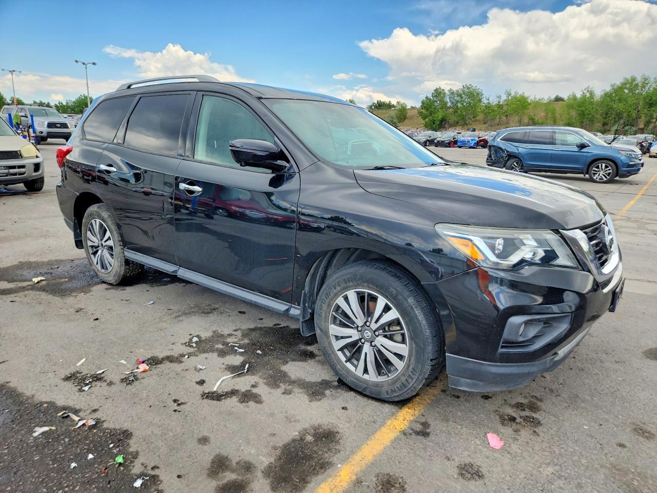2017 NISSAN PATHFINDER — фото 4