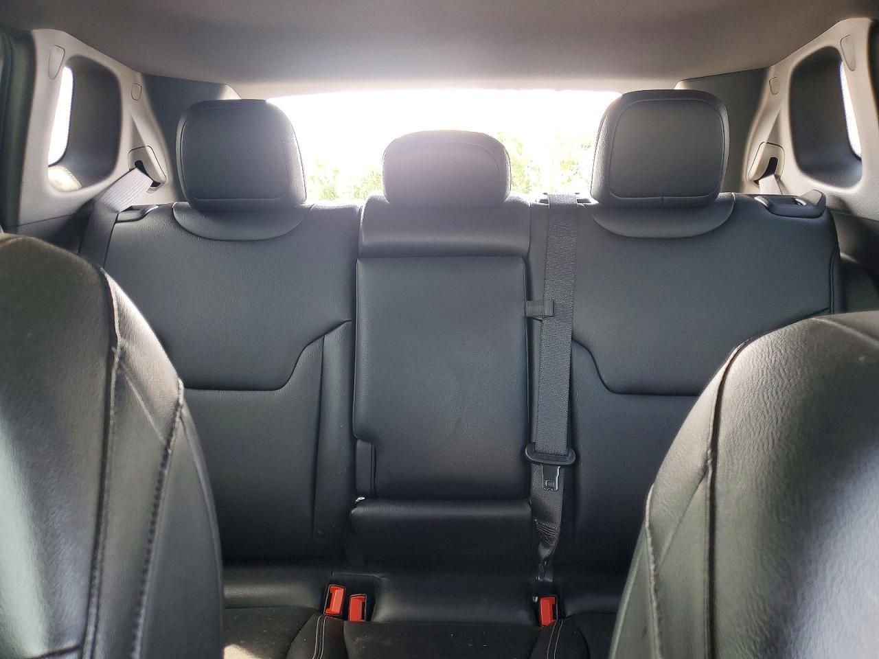 2025 JEEP COMPASS — фото 10
