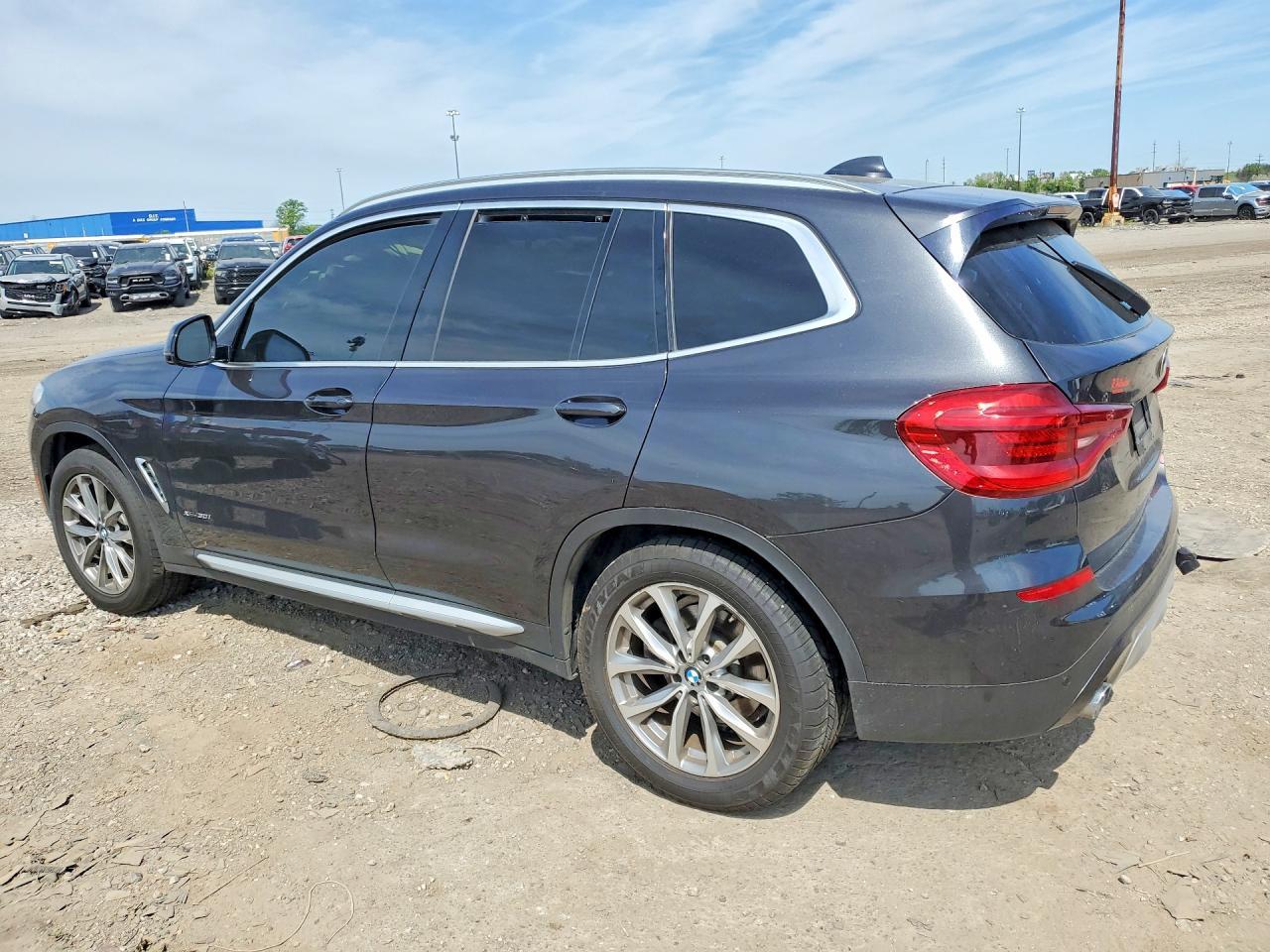 2018 BMW X3 — фото 2