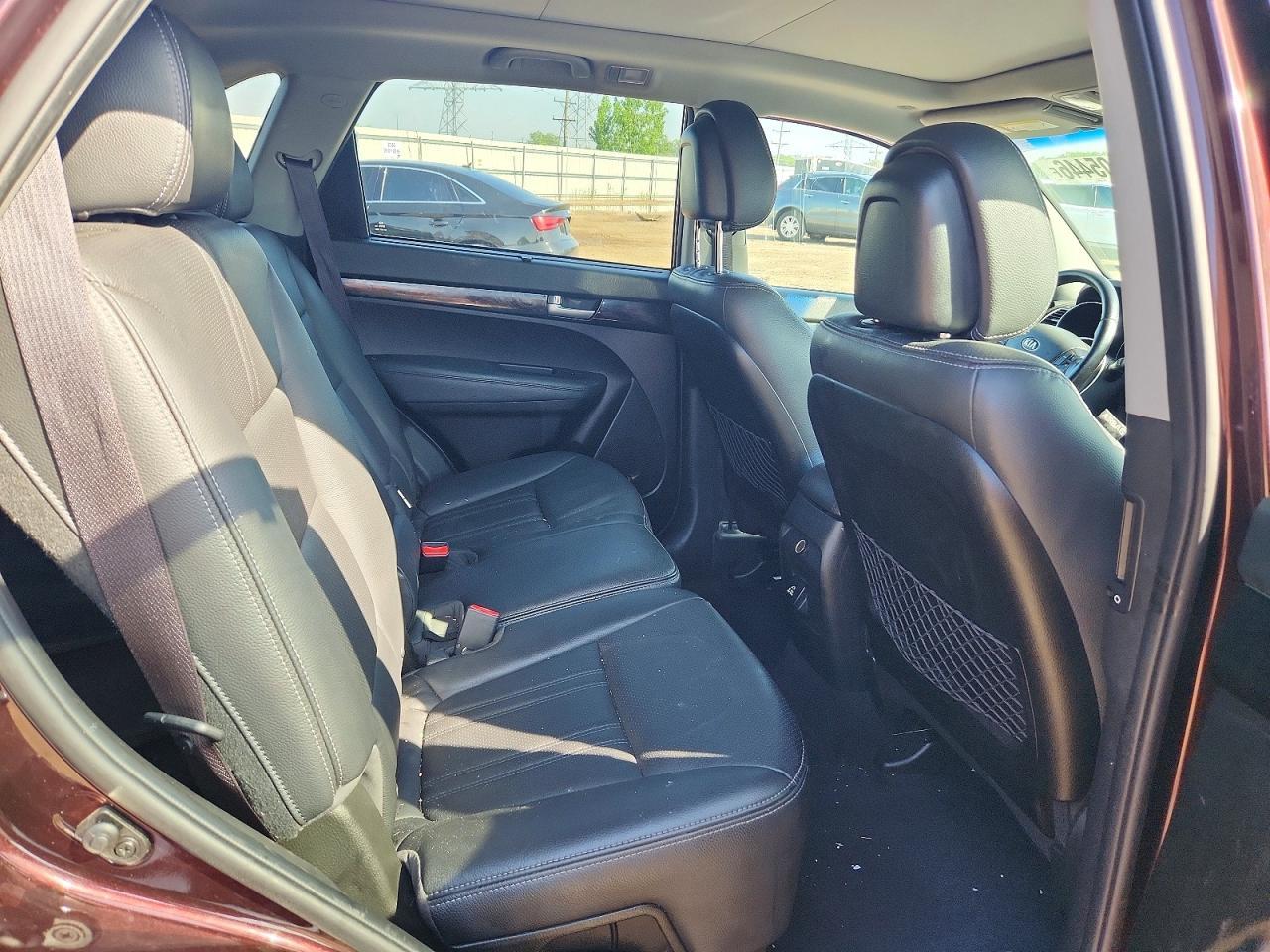2014 KIA SORENTO — фото 10