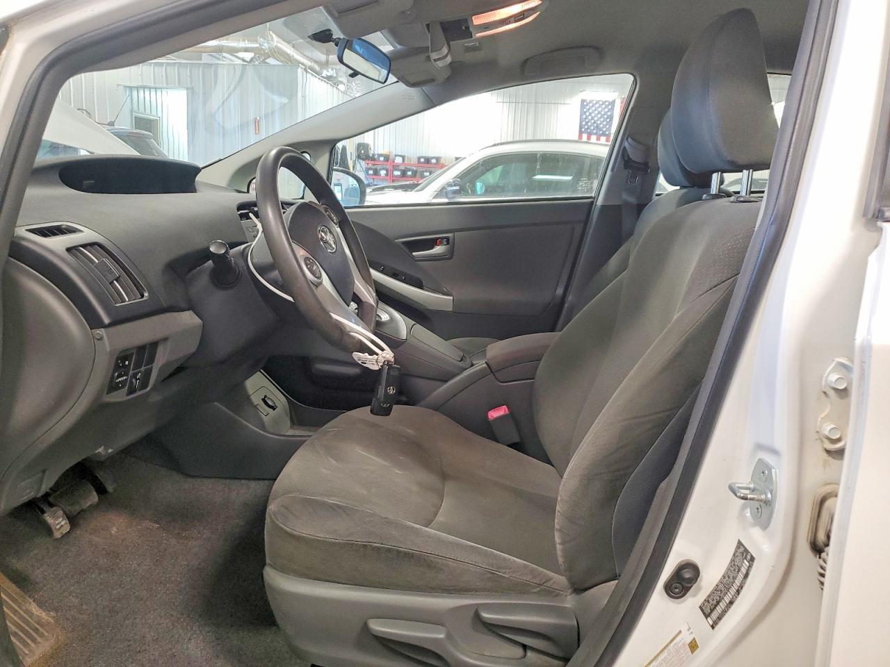 2011 TOYOTA PRIUS — фото 7