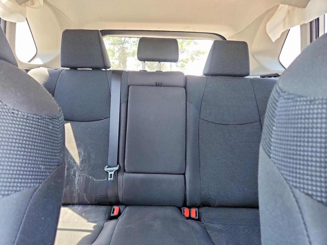 2024 TOYOTA RAV4 — фото 10