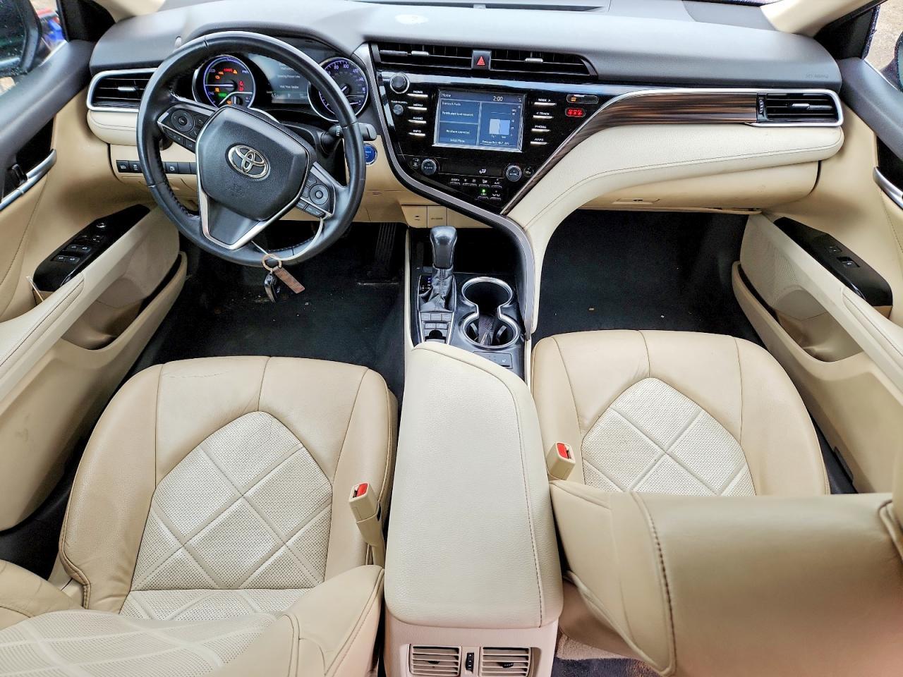 2018 TOYOTA CAMRY HYBRID — фото 8