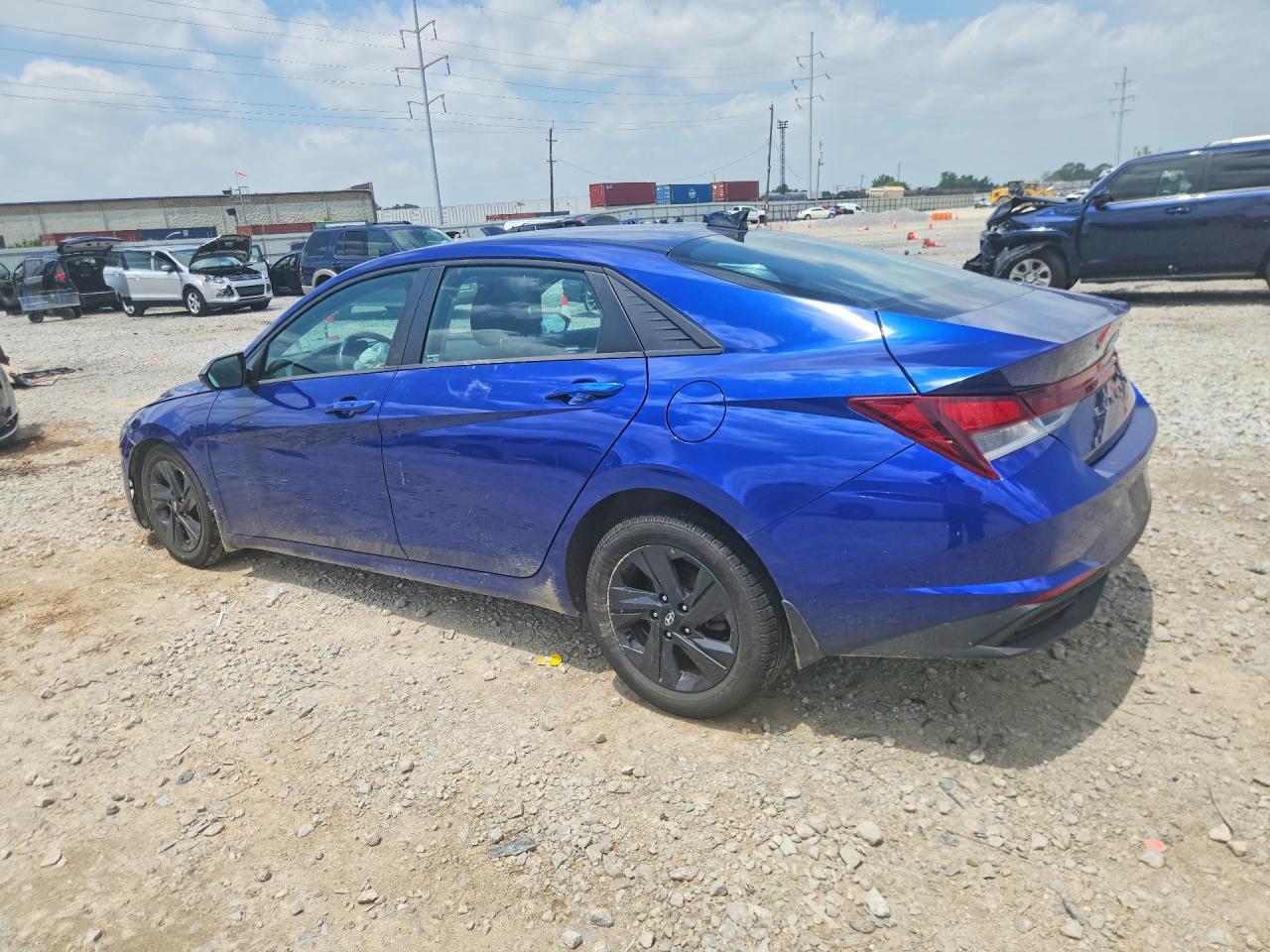 2022 HYUNDAI ELANTRA — фото 2