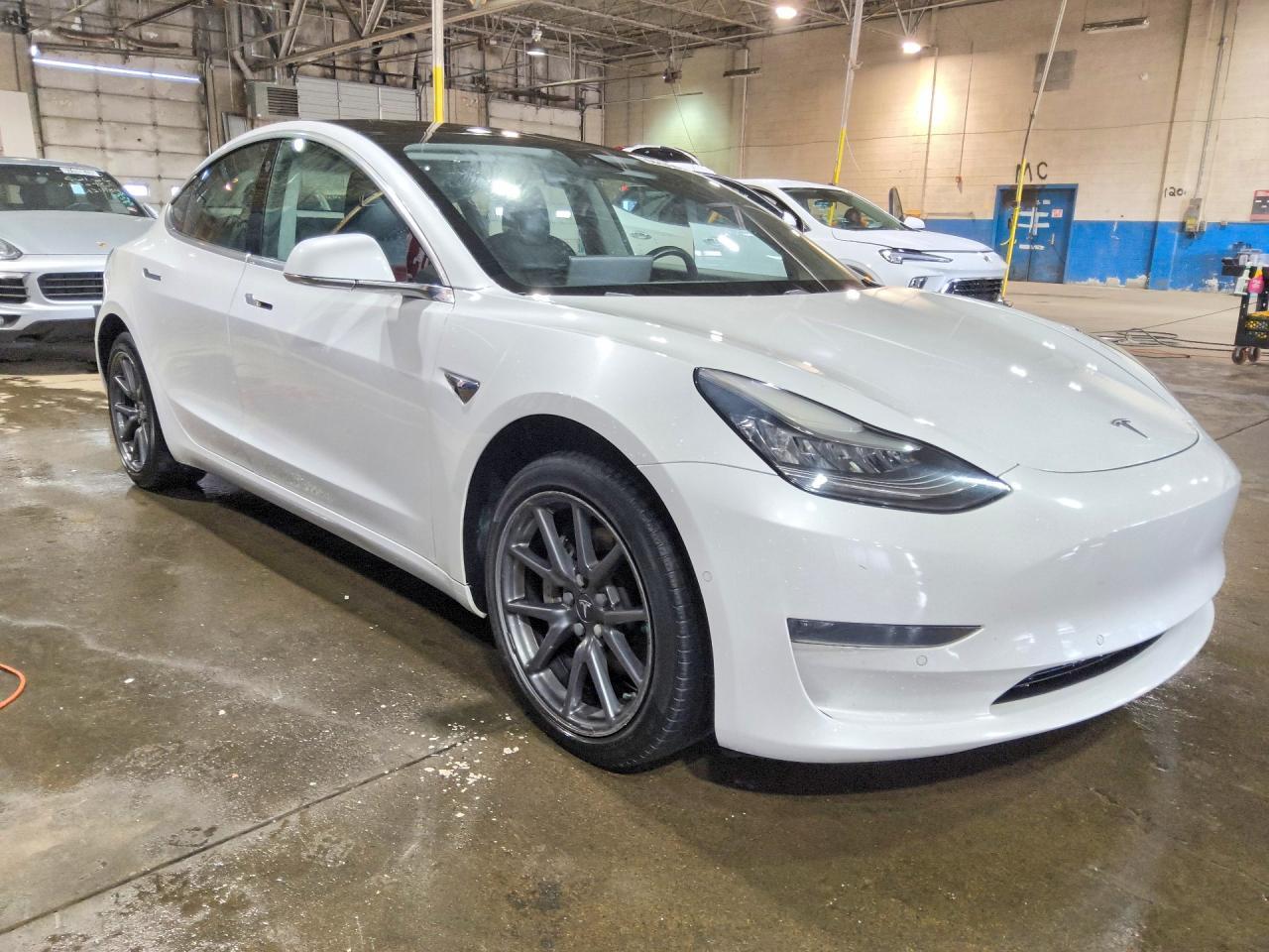 2020 TESLA MODEL 3 — фото 4