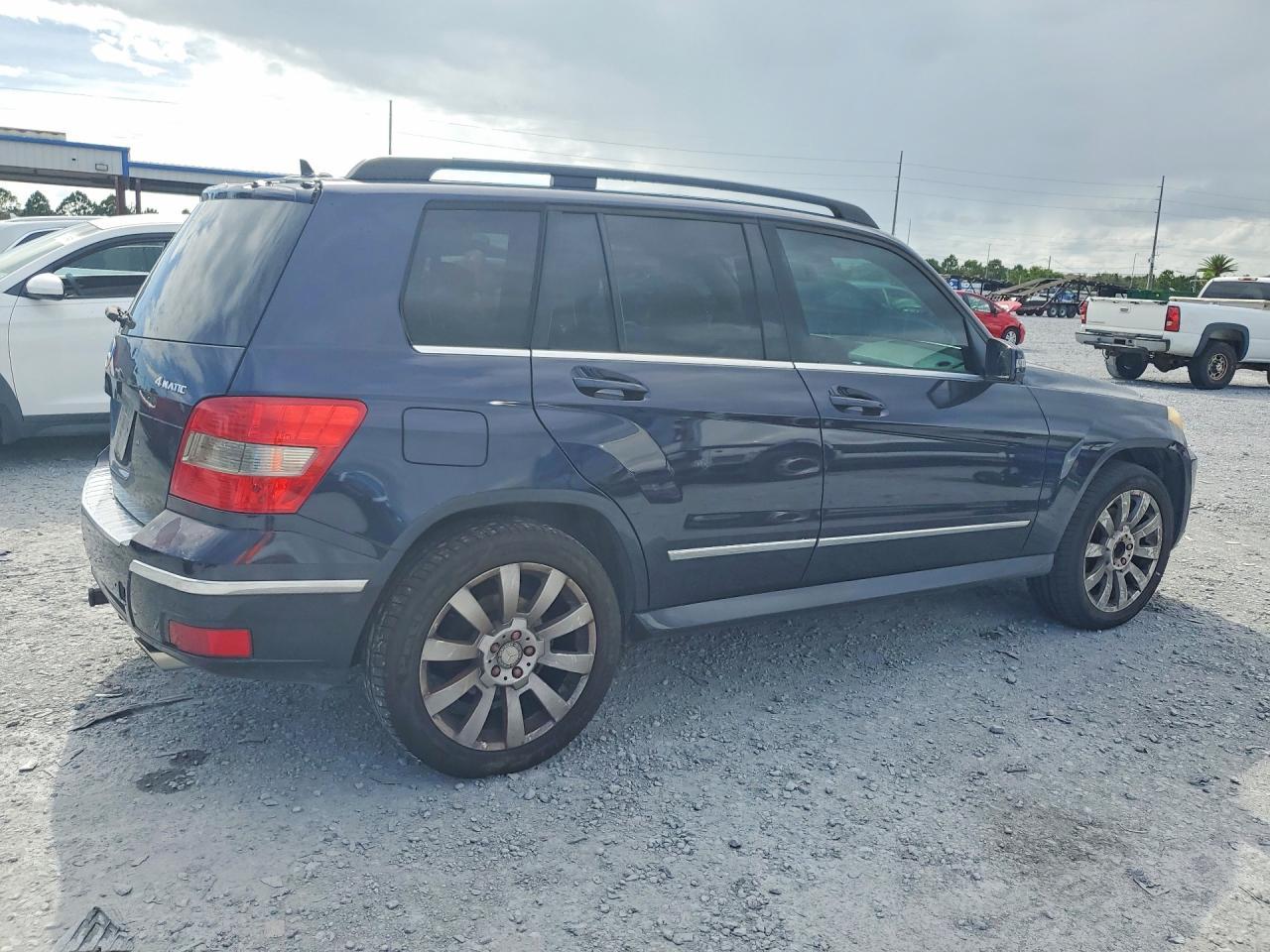 2010 MERCEDES-BENZ GLK-CLASS — фото 3