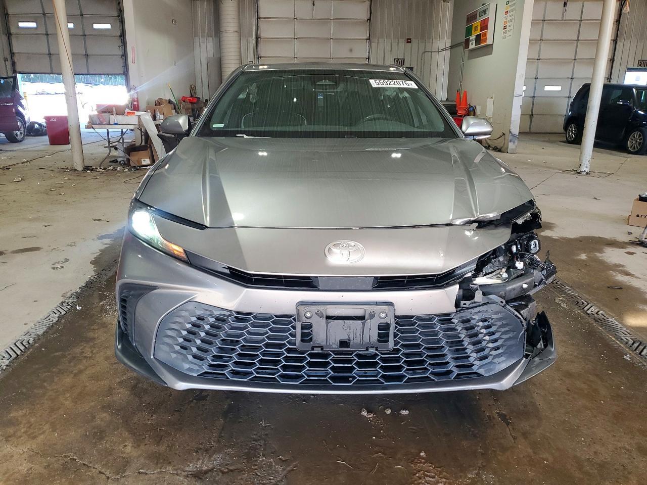 2025 TOYOTA CAMRY HYBRID — фото 5