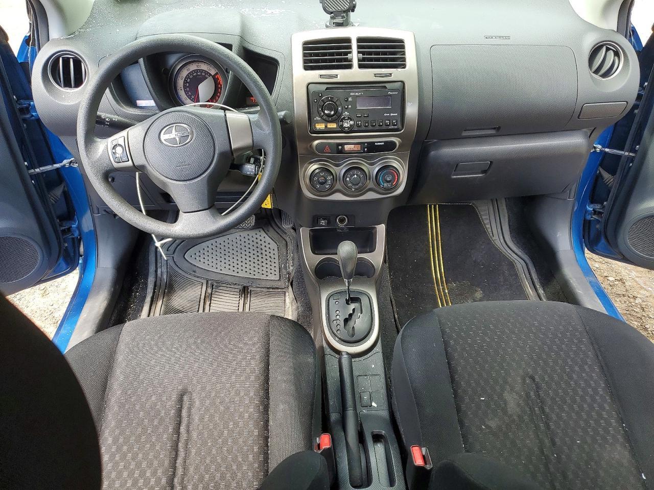 2013 SCION XD — фото 8