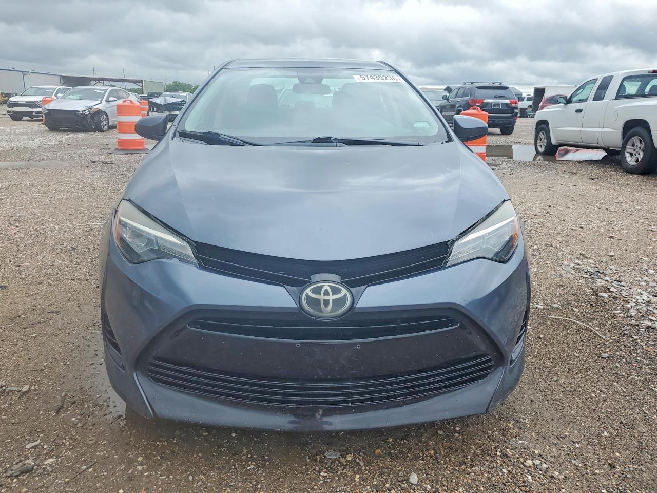 2019 TOYOTA COROLLA — фото 5