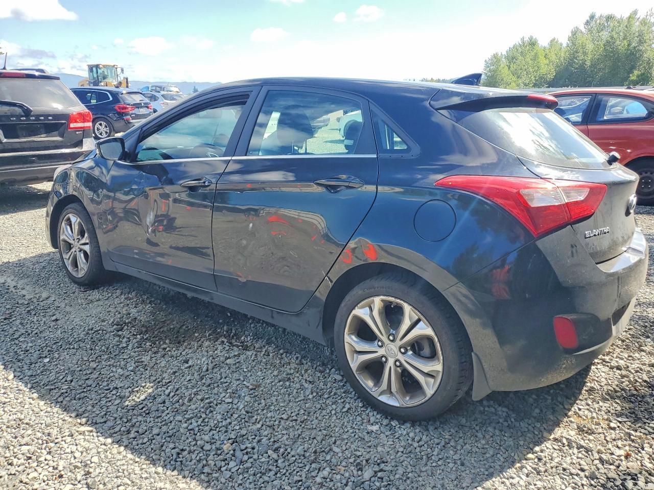2013 HYUNDAI ELANTRA — фото 2