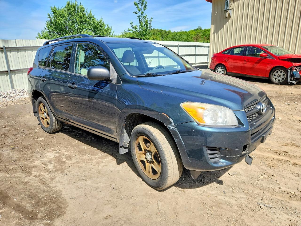 2012 TOYOTA RAV4 — фото 4