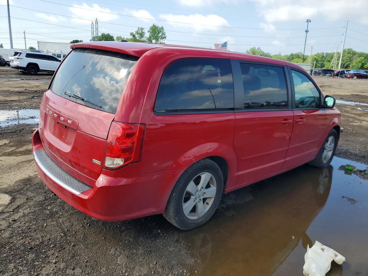 2013 DODGE GRAND CARAVAN — фото 3