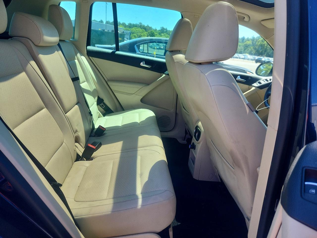 2015 VOLKSWAGEN TIGUAN — фото 10