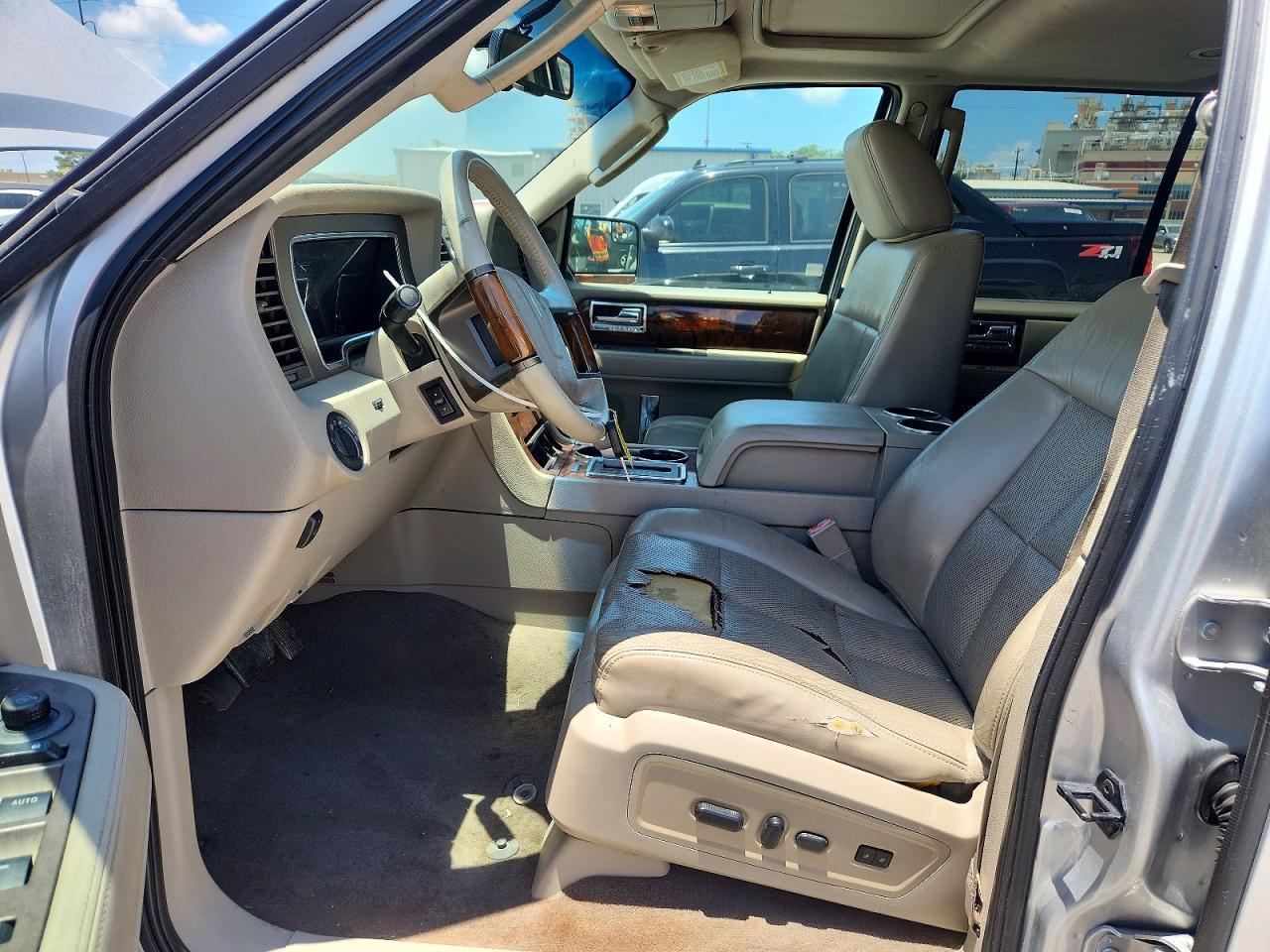 2013 LINCOLN NAVIGATOR — фото 7